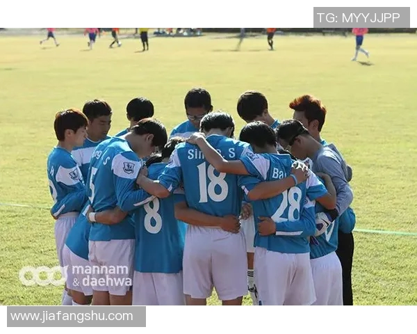 南韩足球联赛精彩对决昌原队迎战金海队争夺胜利荣耀